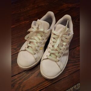 Women's White Sneakers